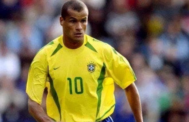 肢体冲撞在 肢体冲撞在