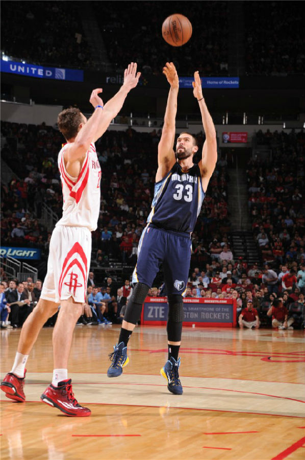 构成低跳失 构成低跳失